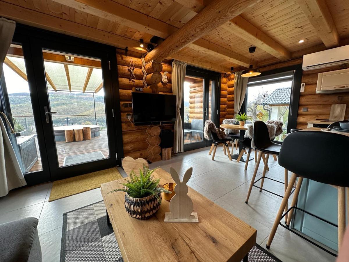 Roenk Relax Apartment Mişcolţ Exterior foto