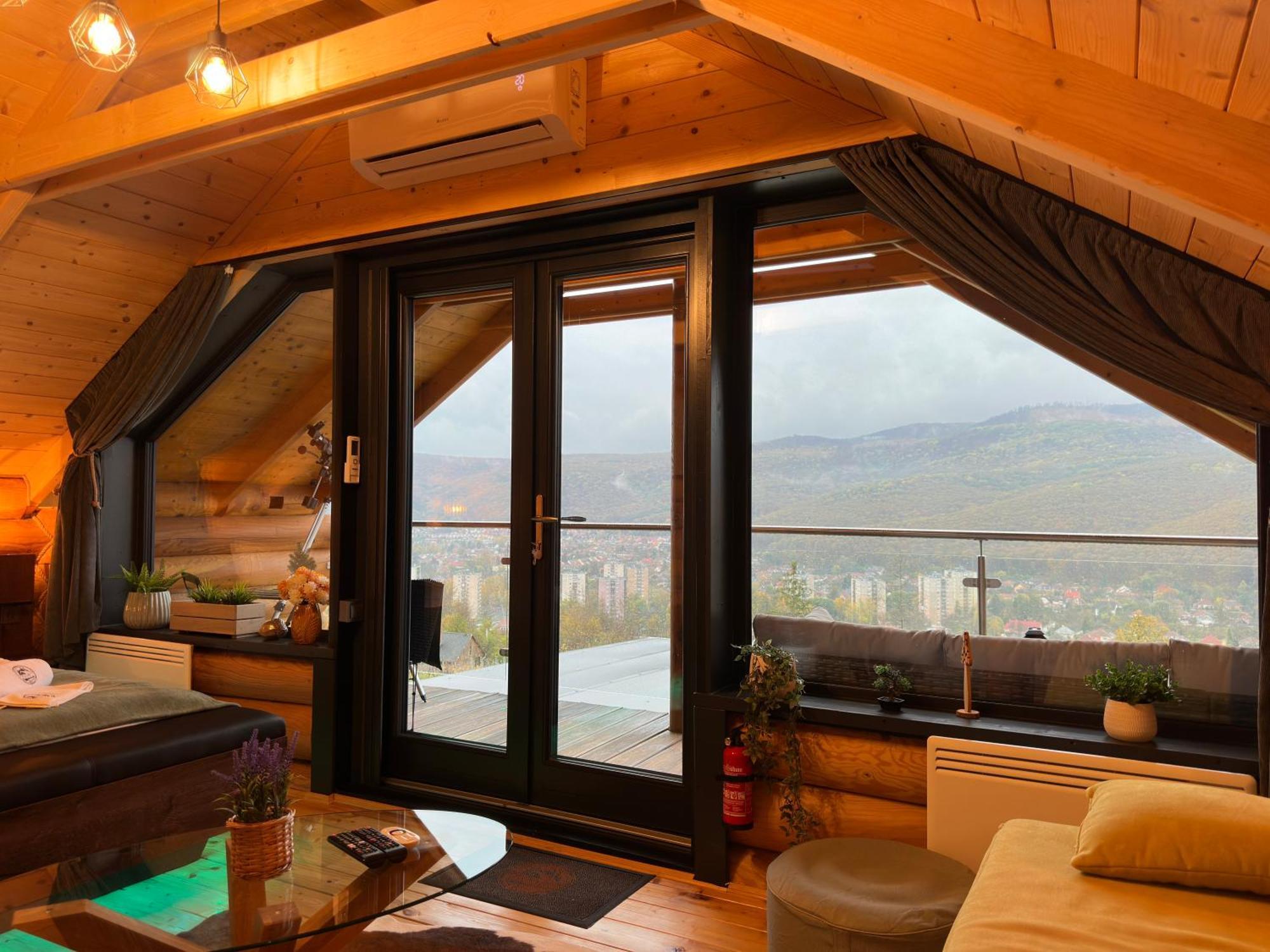 Roenk Relax Apartment Mişcolţ Exterior foto