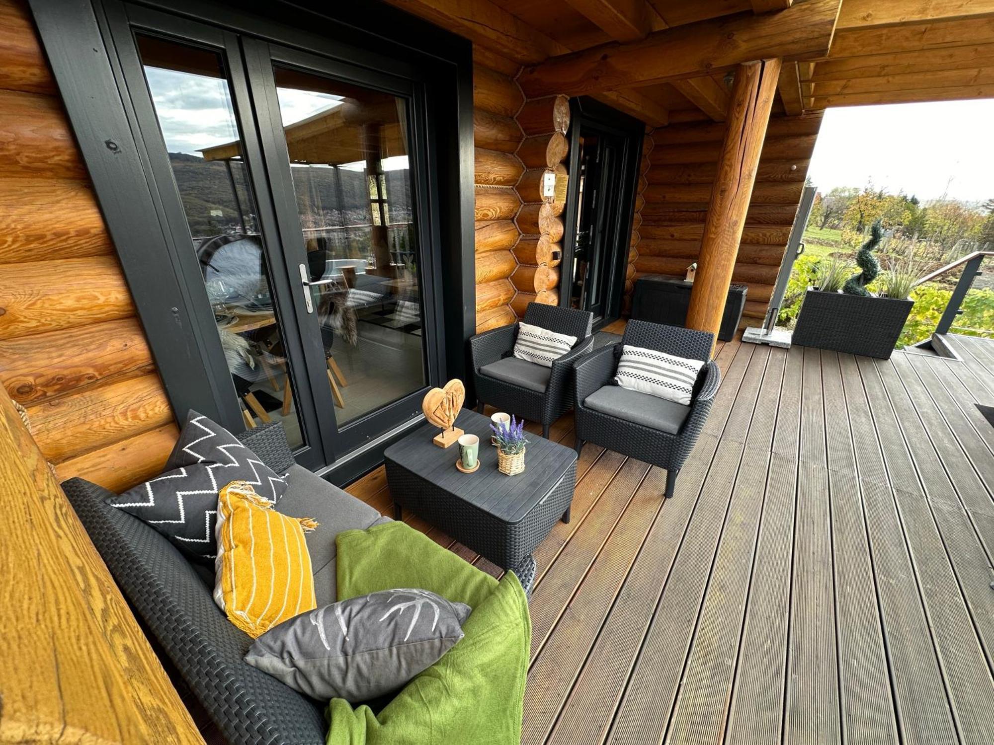 Roenk Relax Apartment Mişcolţ Exterior foto